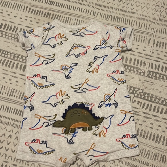 Carter outfit a bundle of 2 - Picture 9 of 11